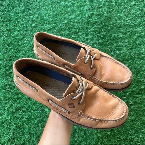 Sperry Men's Brown Leather Boat Shoes - Picture 5 of 9